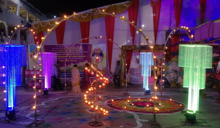 Front view of Kutch Vagad Dharamshala, Taleti, Palitana